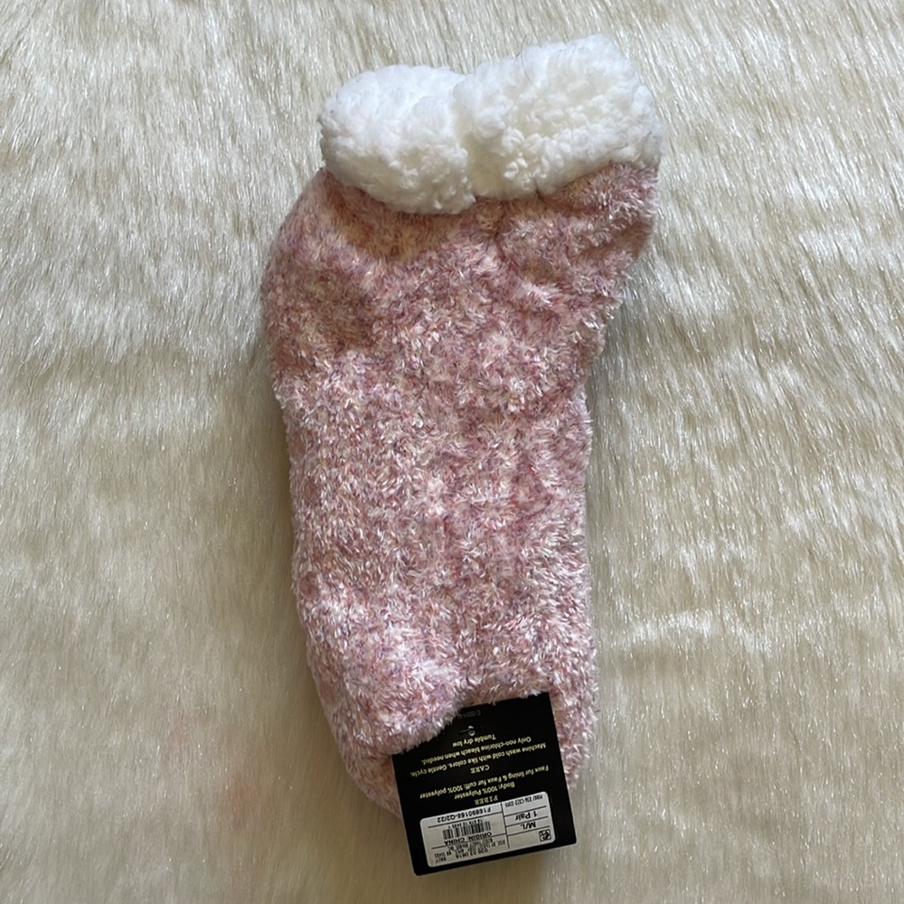 Art Class Pink & White Super Soft Plush Faux Fur Non-Slip Slipper Socks - Picture 5 of 8